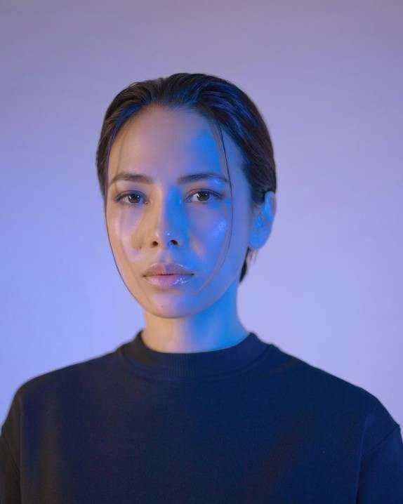 Courier face photo
